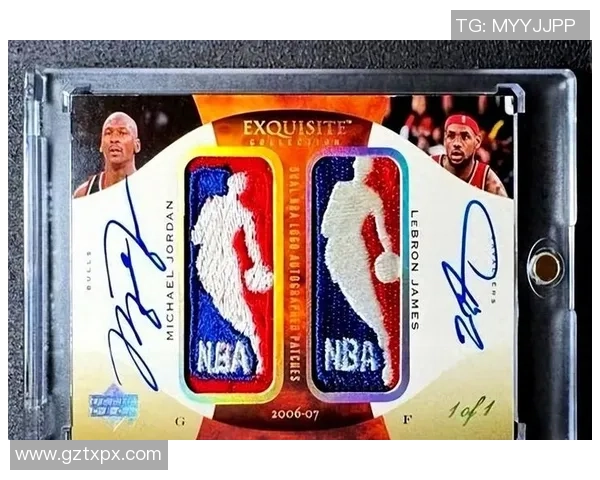 足球球星卡剪影点亮收藏热潮展现独特魅力与无限激情